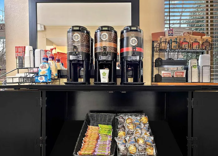 Dog friendly hotels Extended Stay America Suites - San Diego - Fashion Valley