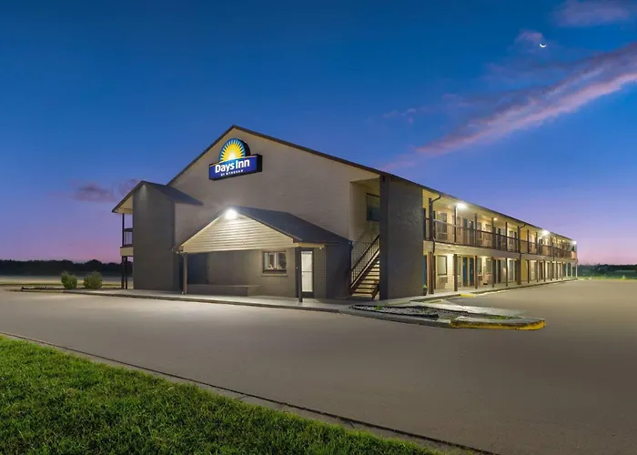 Days Inn By Wyndham Pratt