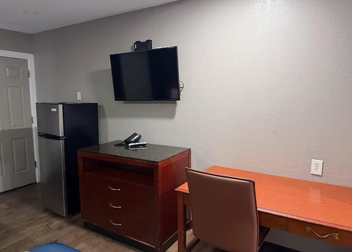 Economy Inn