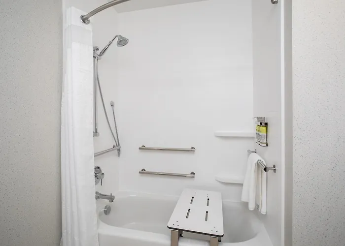 Holiday Inn Express & Suites - Ely By Ihg