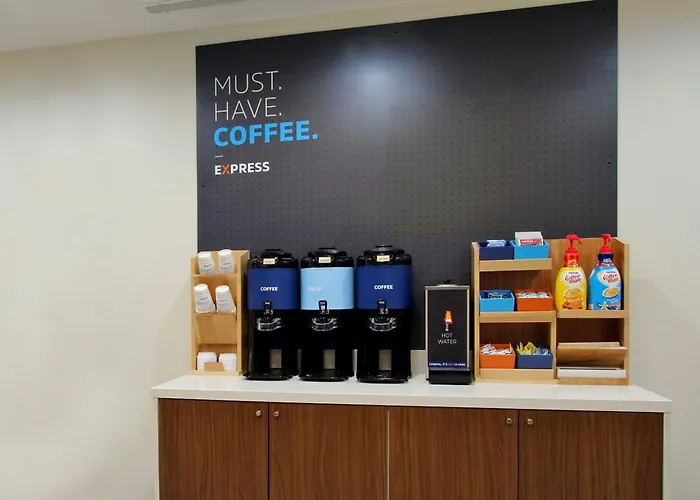 Holiday Inn Express & Suites Culpeper By Ihg