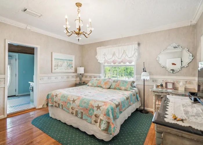 Kid friendly hotel Banyan House Vacation Rentals