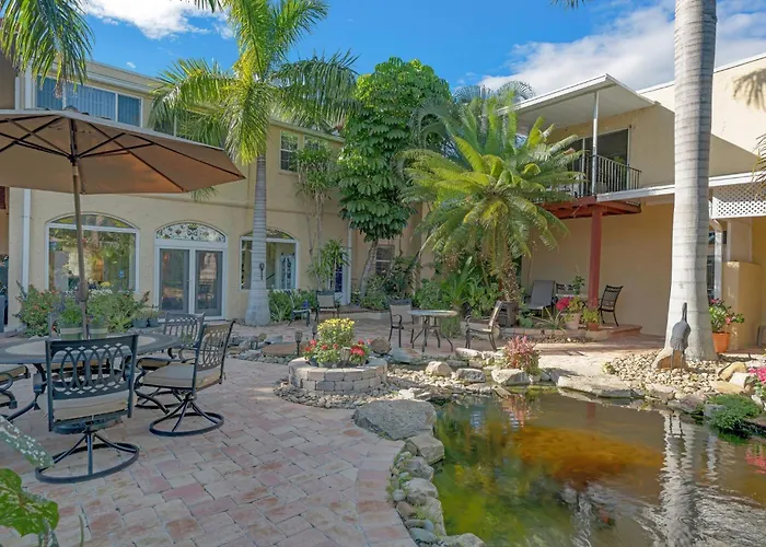 Kid friendly hotel Banyan House Vacation Rentals