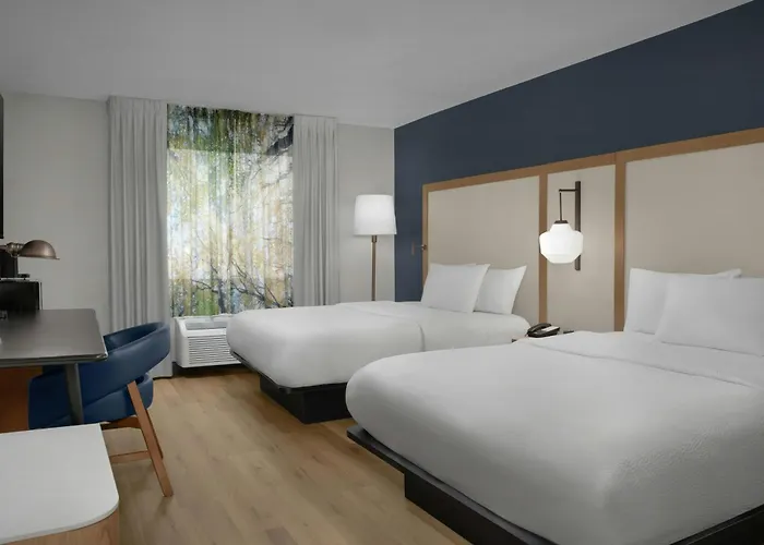 Fairfield Inn And Suites By Marriott Tampa North
