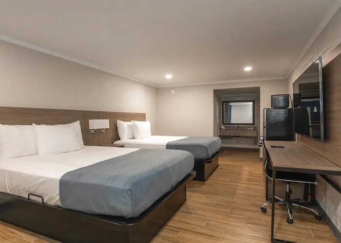 Economy Suites Fairgrounds