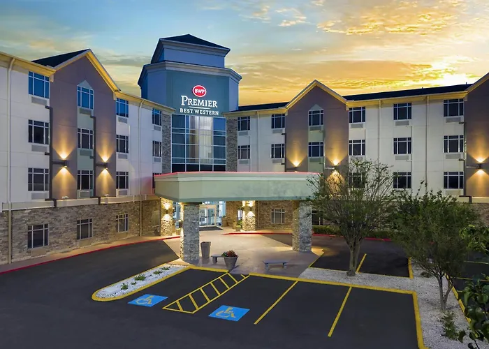 Holiday Inn Express Hotel & Suites Houston-Downtown Convention Center By Ihg