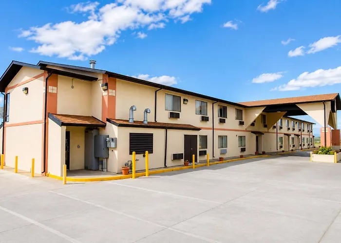 Super 8 By Wyndham Rawlins Wyoming