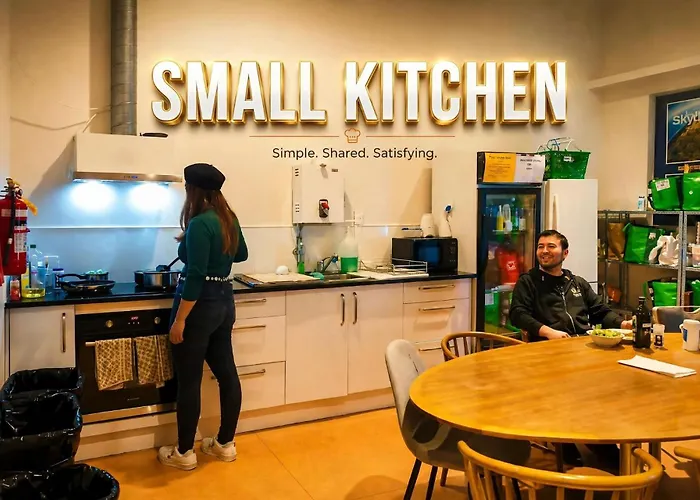 The Hostels Metro Adventurer Backpackers