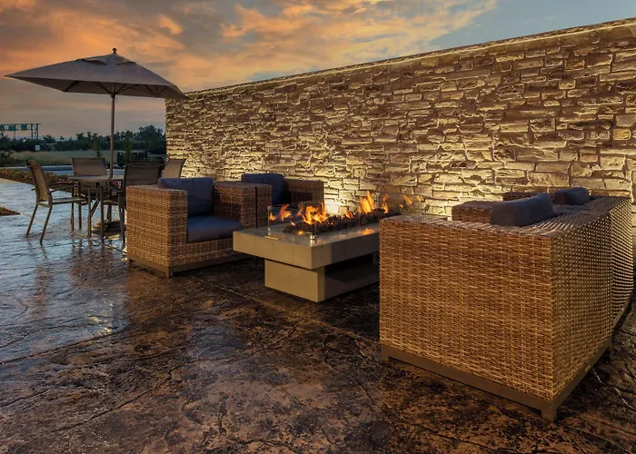 Resorts Guide Fairfield By Marriott Inn & Suites Medford
