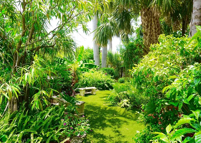 Riverside By The Beach s