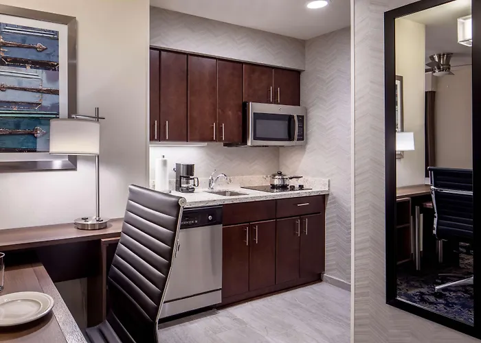 Homewood Suites By Hilton French Quarter