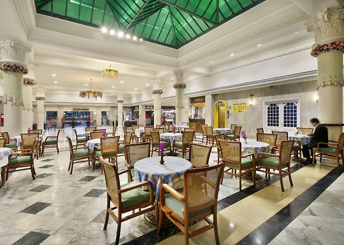 Royal Rattanakosin Hotel - Near Grand Palace & Khaosan Road