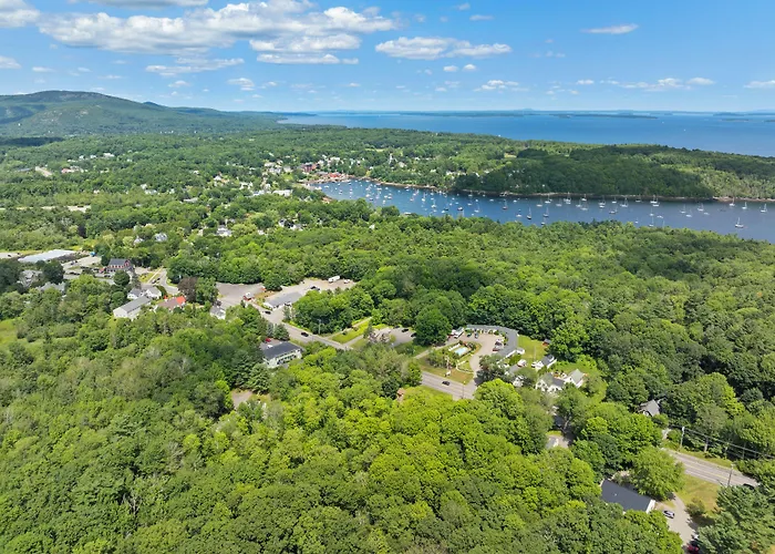 Schooner Bay Motor Inn