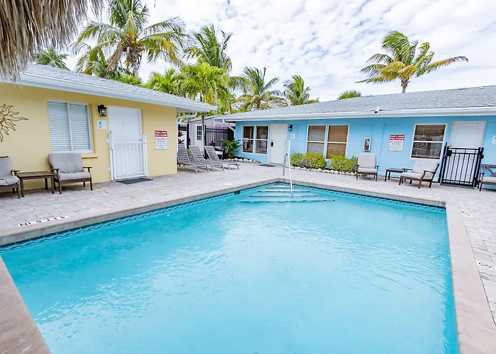 Bungalow rentals Siesta Key Beachside s