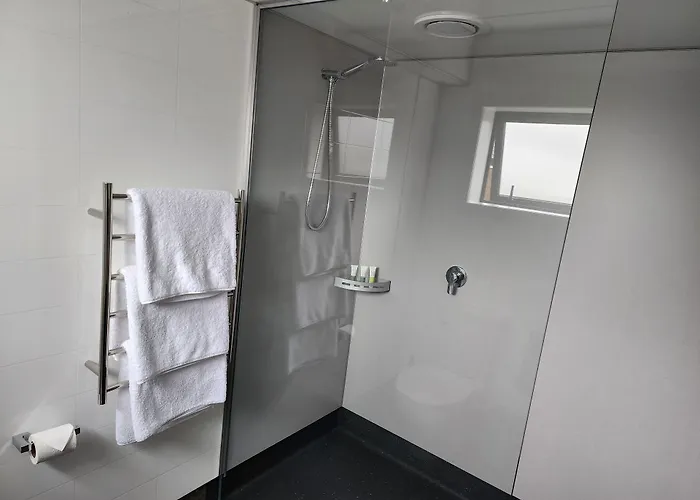 Auto Lodge