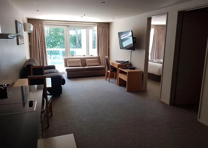 Hotels Close to Airport Quest On Durham