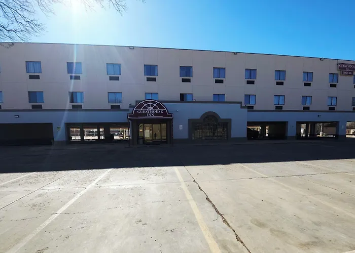 Guest House Inn Medical District Near Texas Tech Univ