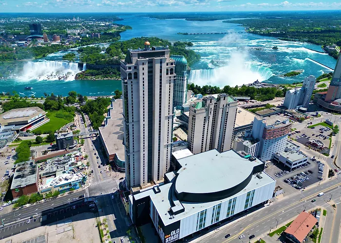 Hilton Niagara Falls/ Fallsview &Suites