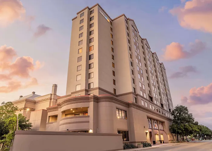 Hot Tub in Room Sonesta Es Suites San Antonio Downtown Alamo Plaza - Newly Renovated