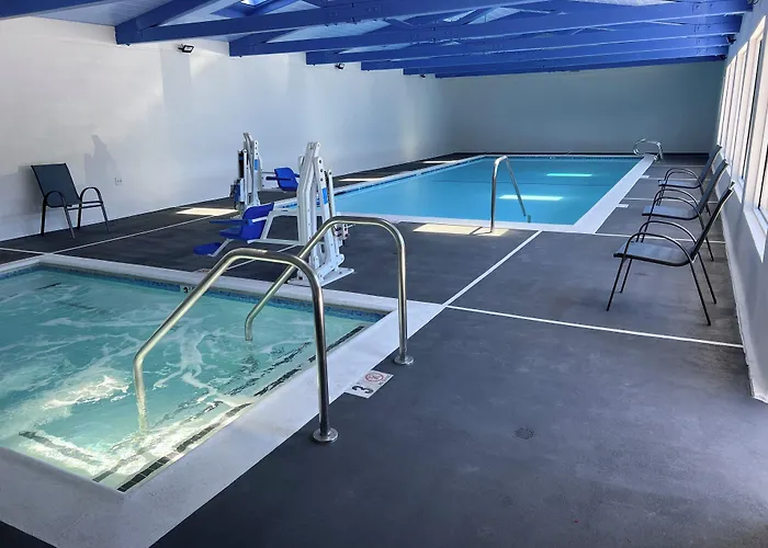 Surf City Inn & Suites