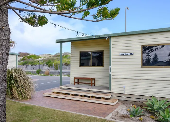 Beach Hotels Discovery Parks - West Beach Parks