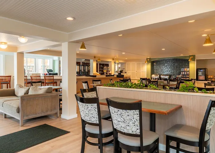 Meadowmere Resort