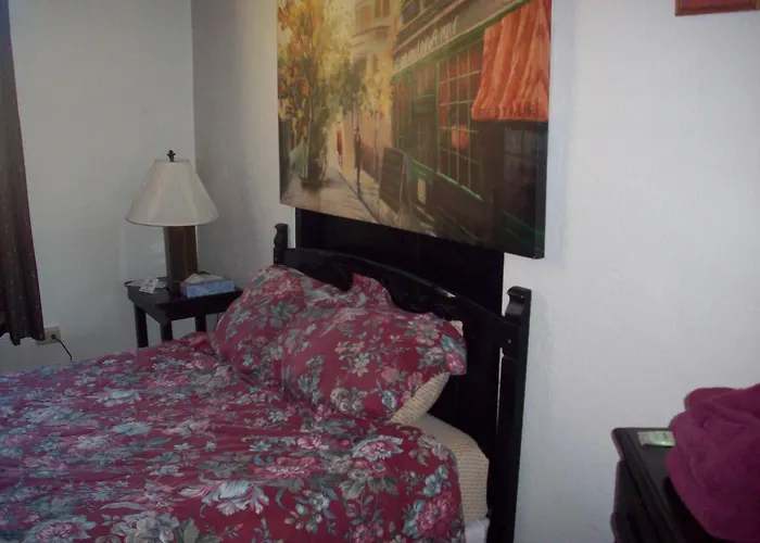 Hotel with view: Lava Hot Springs Inn And Spa