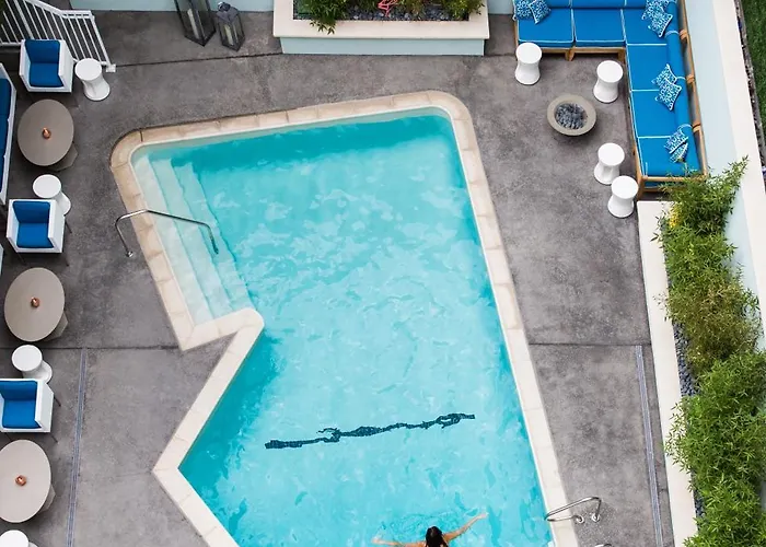 Hotel with view: Mosaic Hotel Beverly Hills