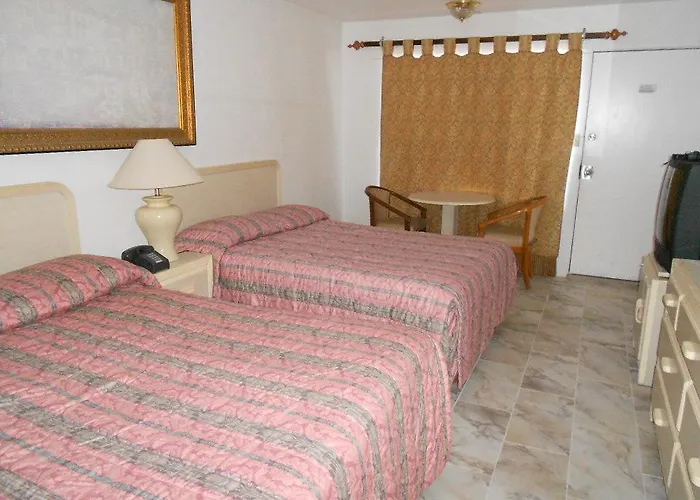 Hotel: Sea Foam Motel