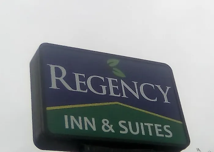 Hotel: Regency Inn & Suites