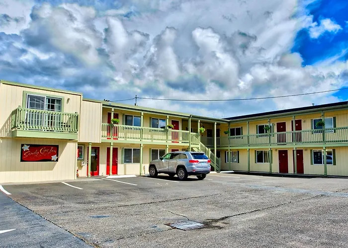 Sandy Cove Inn