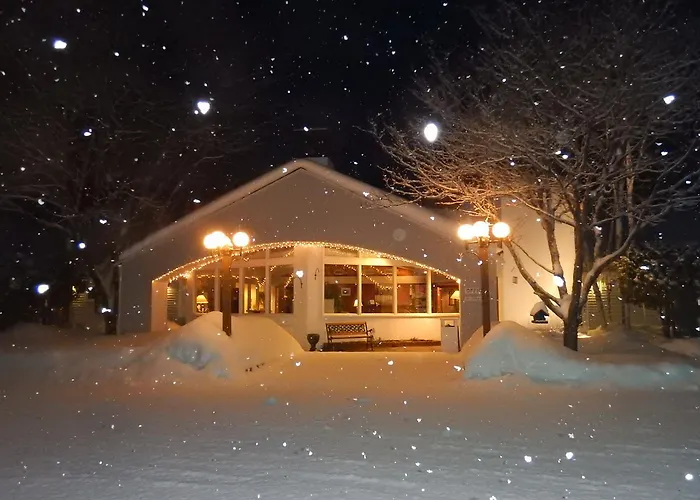 Pool Villa: Mountaineer Inn