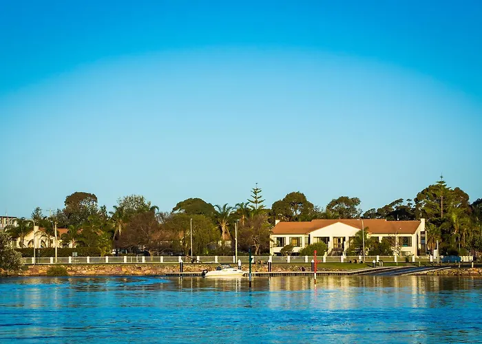 Cheap hotel: Aquarius Merimbula