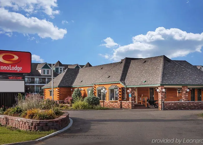 Luxury hotel only: Econo Lodge Bayview