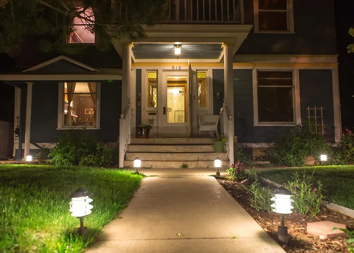 Hotel near College: Fernweh Inn & Hostel