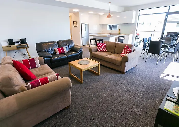 Apartment: Riverwalk Apartments - 3 Bedrooms