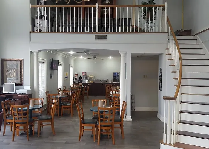 Pet Friendly hotel: Days Inn By Wyndham Branson/Near The Strip