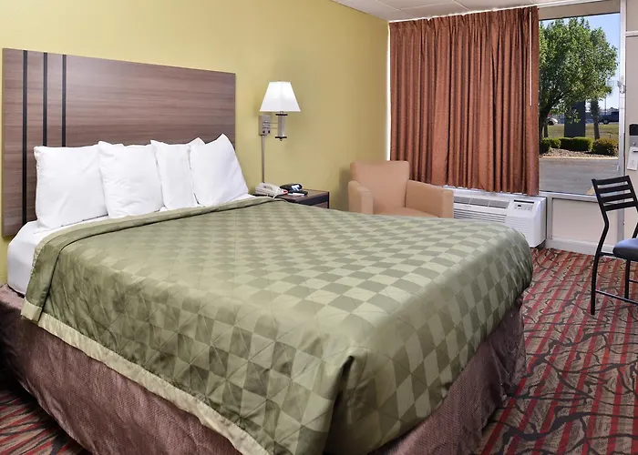 Cheap hotel: Americas Best Value Inn West Monroe