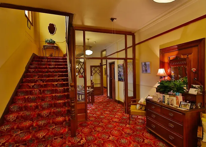 Astor Private