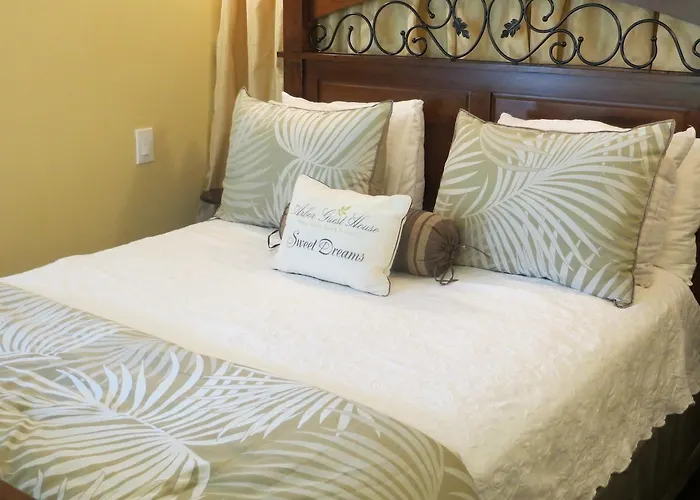 Arbor Guest House