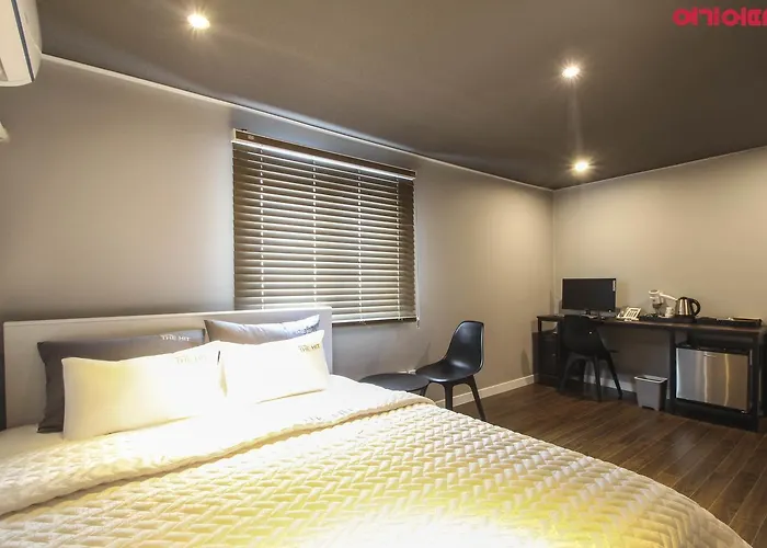 Hotel The Hit