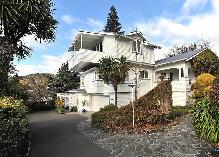 Shelbourne Villa