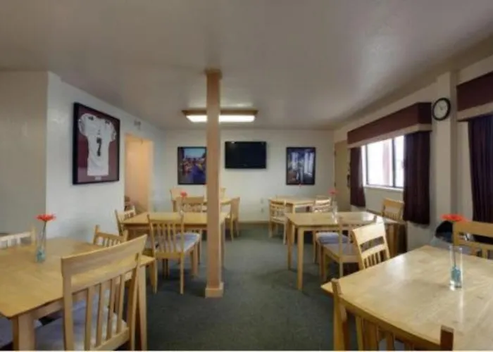 Cheap hotel: Americas Best Value Inn Oklahoma City South