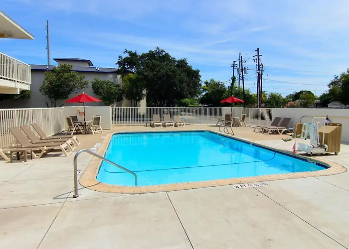 Beach hotel: Motel 6-Corpus Christi, Tx - Northwest