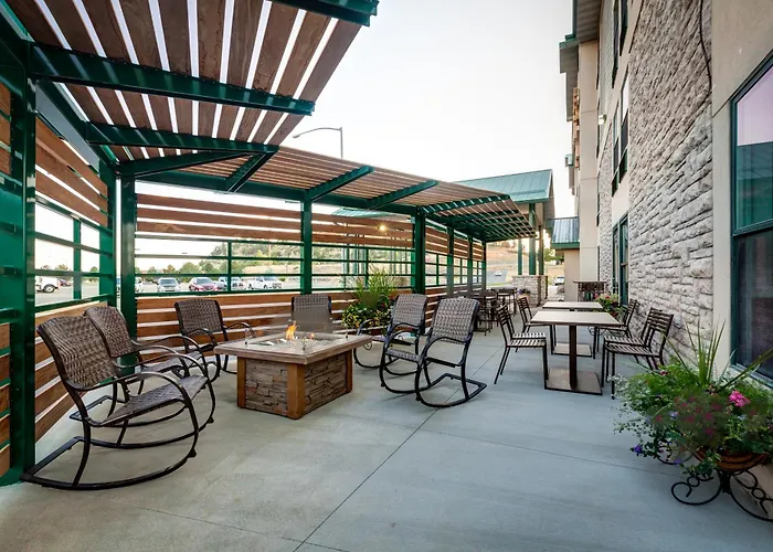 Airport Hotel: Boothill Inn And Suites