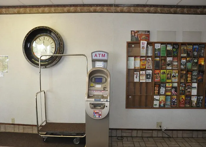 Hotel with pool: Heritage Inn Springdale