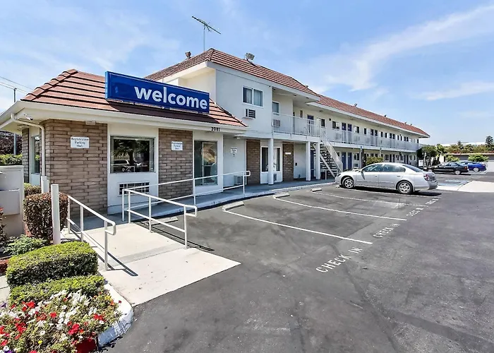 Cheap hotel: Motel 6-San Jose, Ca - Airport