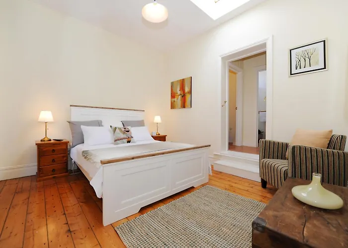B&B only: Spencer Suites Albany