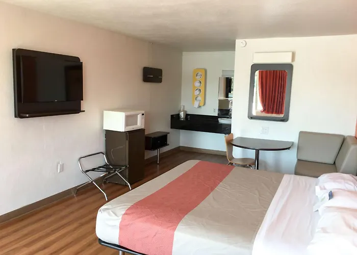 Motel 6-Connellys Springs, Nc