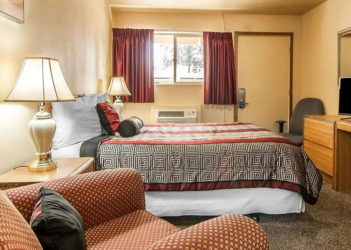 Cheap hotels Old Mill & Suites
